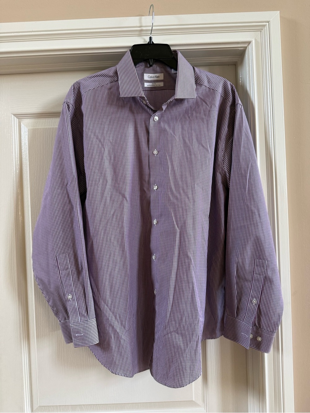 Calvin Klein Men's Slim Fit Non-Iron Performance Dress Shirt Cotton 17.5 32/33
